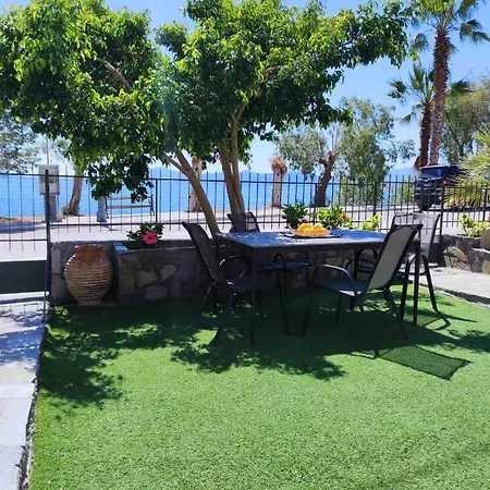 Dolora's בית הארחה