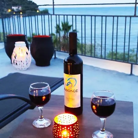 בית הארחה Dolora's Méthana