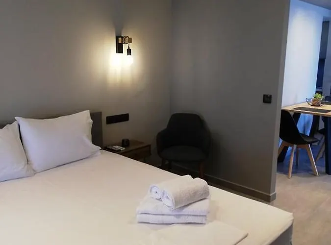 Dolora's Guest house 3*